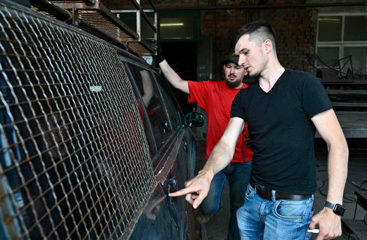 Anton, el herrero ucraniano que contribuye al esfuerzo de guerra
