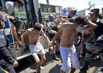 pandilleros_detenidos_el_salvador.jpg