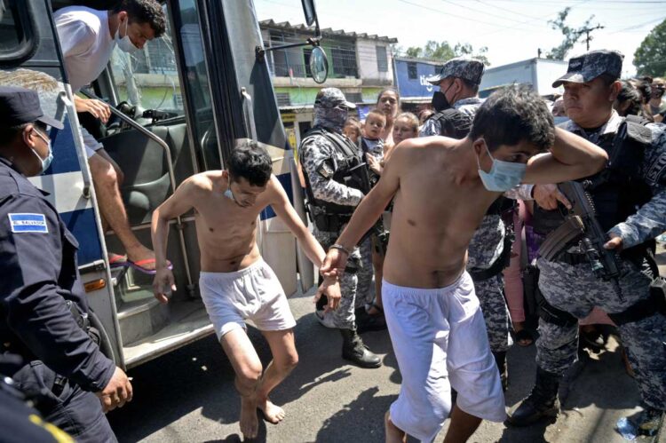 pandilleros_detenidos_el_salvador.jpg