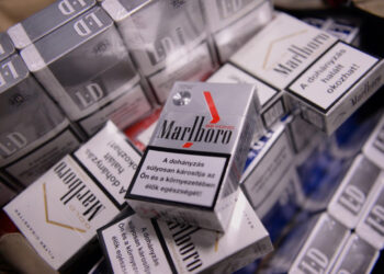Expertos cuestionan cambio del empaquetado de cigarrillos en Uruguay