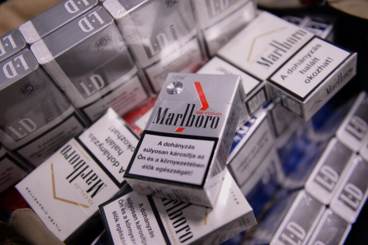 Expertos cuestionan cambio del empaquetado de cigarrillos en Uruguay