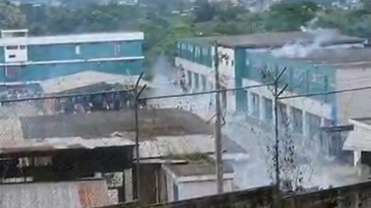 Nuevo enfrentamiento entre presos deja 15 heridos en Ecuador