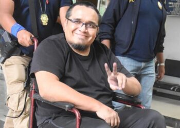 El sentenciado abogado ‘torturador’ Jhasmani Torrico sale de la cárcel y cumple detención domiciliaria