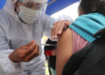 EEUU proporcionará $us 400.000 a Bolivia para vacunación a escolares