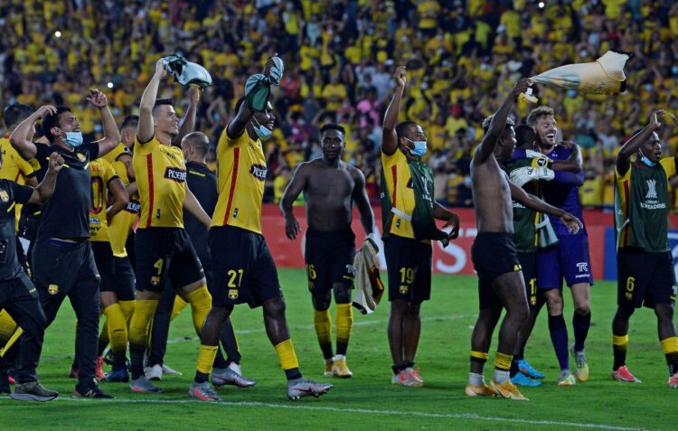 Barcelona gana 8-7 en penales a Montevideo City y pasa a segunda fase de Libertadores