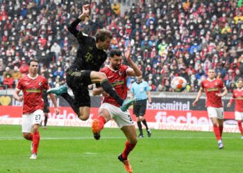Bayern golea a Friburgo y Dortmund cae en la Bundesliga