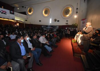 El alcalde de La Paz inicia con la cumbre. Foto: AMUN