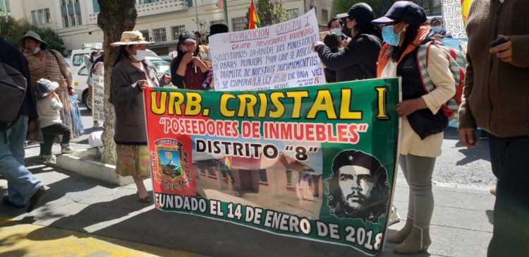 Vecinos de El Alto protestan en el centro paceño. Foto: Roberto Guzmán