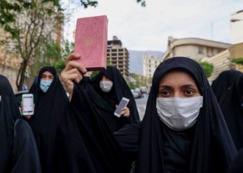 Disturbios tras actos de quema del Corán ponen a prueba la tolerancia en Suecia