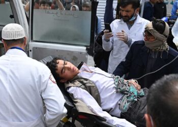 Al menos seis muertos por explosiones en una escuela en Afganistán