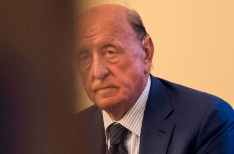 Confirman condena de cárcel para el expresidente del banco del Vaticano
