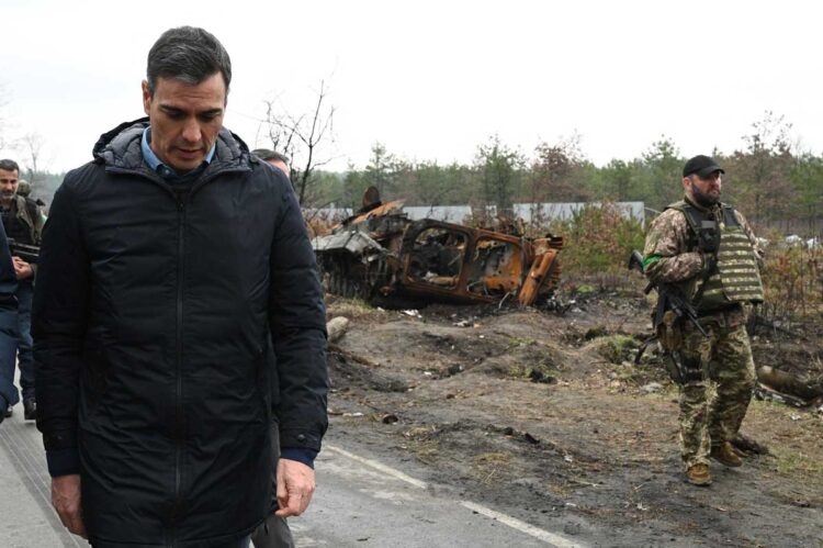 España envía 200 toneladas más de material militar a Ucrania