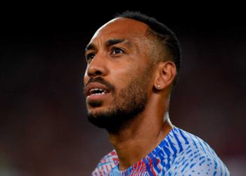 El delantero del Barça Aubameyang sufre un robo a mano armada en su domicilio