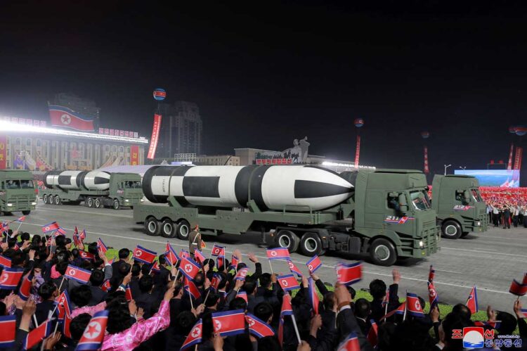 El líder norcoreano aboga por ‘fortalecer y desarrollar’ sus armas nucleares