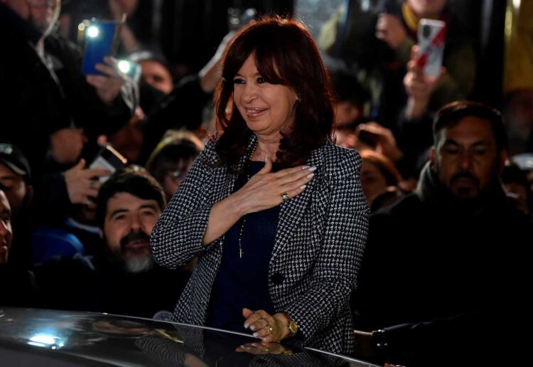 Kirchner, la dirigente atacada en el pico de la polarización en Argentina