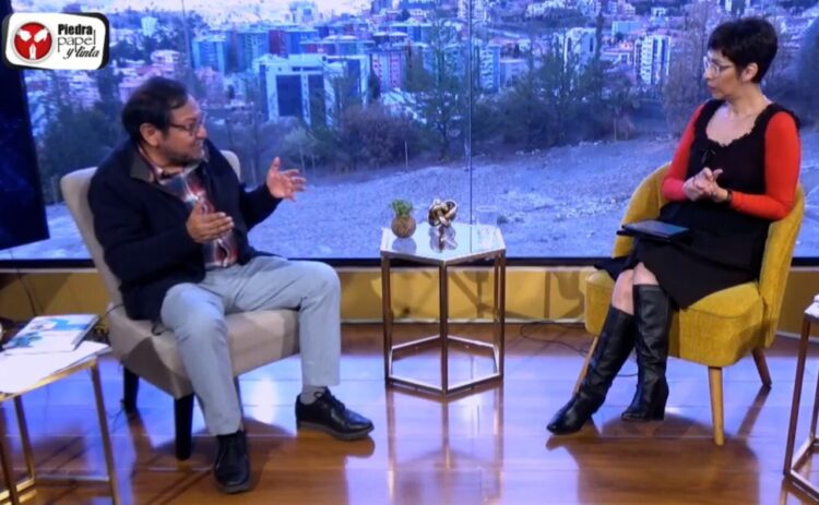 Exviceministro dice que ya es momento de cambiar el currículo escolar