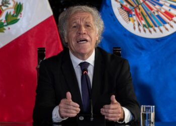La OEA decidió este viernes que una compañía externa investigue si el secretario general, Luis Almagro, violó el código ético.
