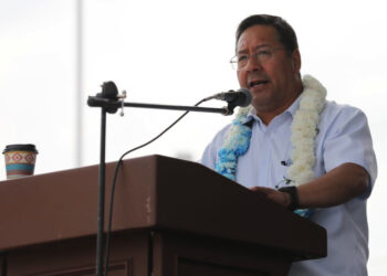 Por efeméride, Arce destaca desarrollo económico y hace un recuento de obras en Cochabamba