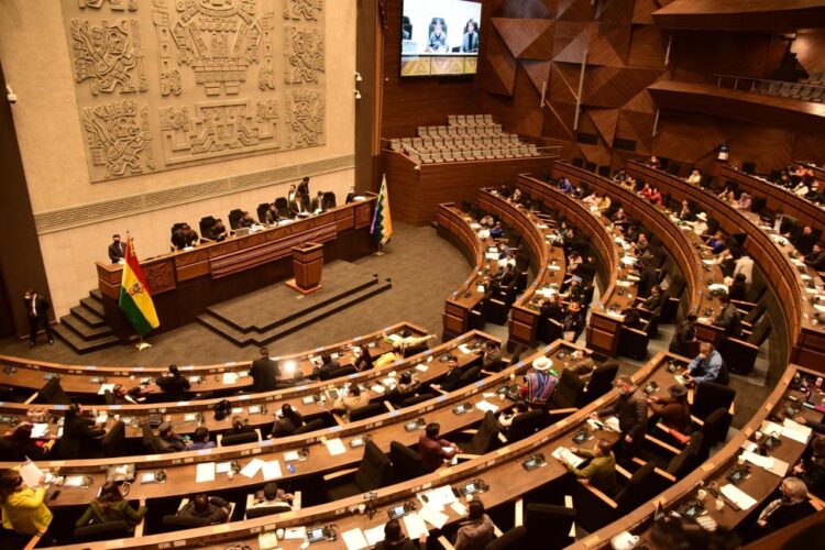 Fallo obliga a legisladores a concertar designación del Defensor, bajo riesgo de proceso penal