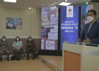 Solo 0,074% de los vacunados en el país presentó efectos secundarios leves