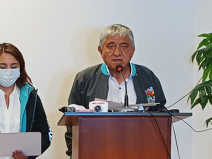 Iván Arias habla del accidente, en el hospital de Cotahuma. Foto: AMUN