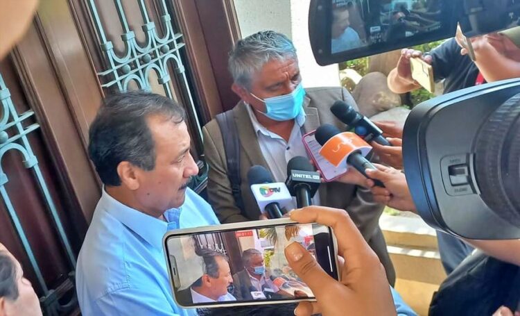 Vicente Cuéllar e Iván Arias en Santa Cruz, este miércoles. Foto: DTV