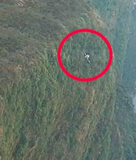 Familiares de avioneta caída en Charagua tienen esperanzas de encontrar con vida a los tripulante