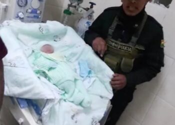 Su llanto le salvó la vida, un bebé abandonado es rescatado en Viacha