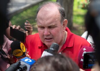 El empresario López Aliaga, el ‘Bolsonaro peruano’, virtual nuevo alcalde de Lima