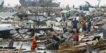 Al menos 35 muertos por la tormenta Sitrang en la costa de Bangladesh