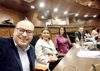 El diputado Bazán afirma que no lo amedrentarán tras recibir una querella por las denuncias que hizo