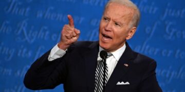 Biden se reunirá con familiares de Griner y Whelan, estadounidenses presos en Rusia