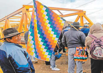 Bloqueo-puente-perú