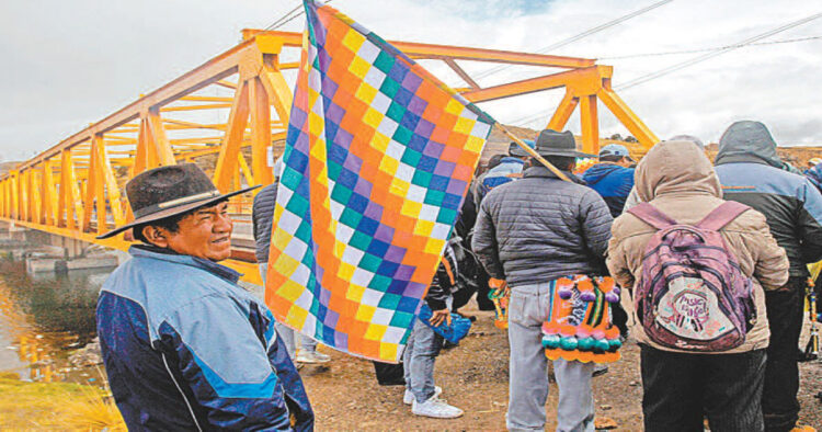 Bloqueo-puente-perú