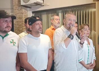 Calvo desahucia propuestas: El Gobierno se ha hecho al sordo, el paro continúa
