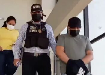 Juez dicta detención preventiva para exfuncionario municipal de Santa Cruz por el caso QR