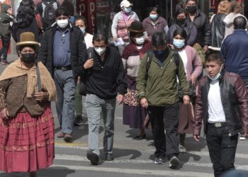 Los casos de COVID-19 subieron en 101% en La Paz