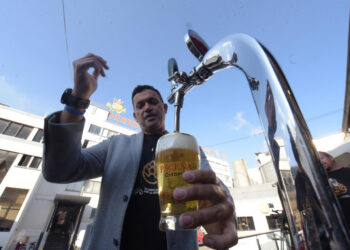 Después de 135 años, la CBN abre el ‘tour cervecero’ en su histórica planta