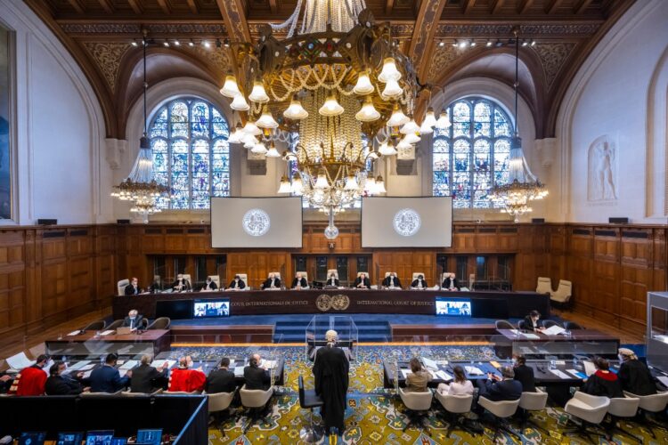 Ocho abogados y tres peritos empiezan la defensa oral de la soberanía boliviana sobre el Silala en el juicio con Chile