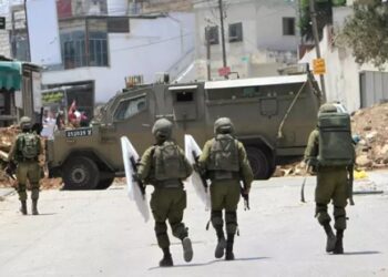 Civiles palestinos han muerto asfixiados durante enfrentamientos con las fuerzas israelíes cerca del puesto de control Abu al Rish.