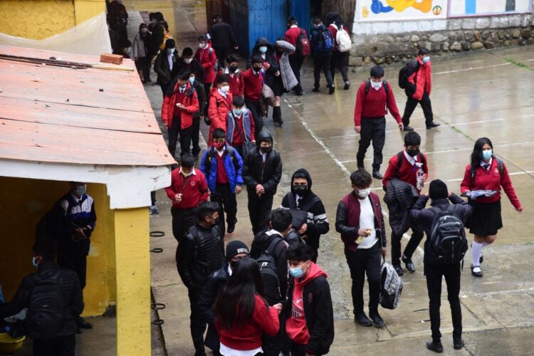 Educación suspende el horario de invierno ampliado desde el lunes