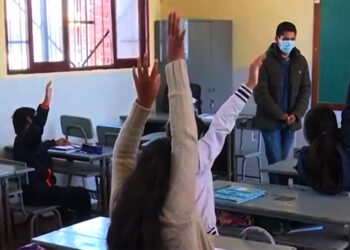 Pese al paro, Educación dice que el 80% de escuelas cruceñas pasa clases presenciales