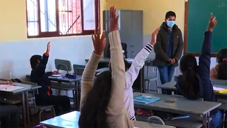 Pese al paro, Educación dice que el 80% de escuelas cruceñas pasa clases presenciales