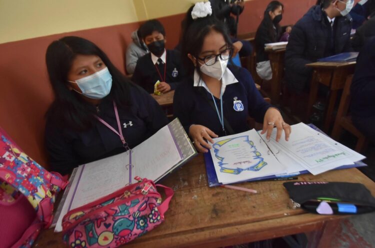 Educación recalca que se mantienen protocolos y medidas de bioseguridad en colegios