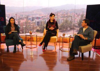 Rodríguez presenta ‘Tan cerca del infierno, tan lejos de Dios’, testimonios sobre la crisis de 2019