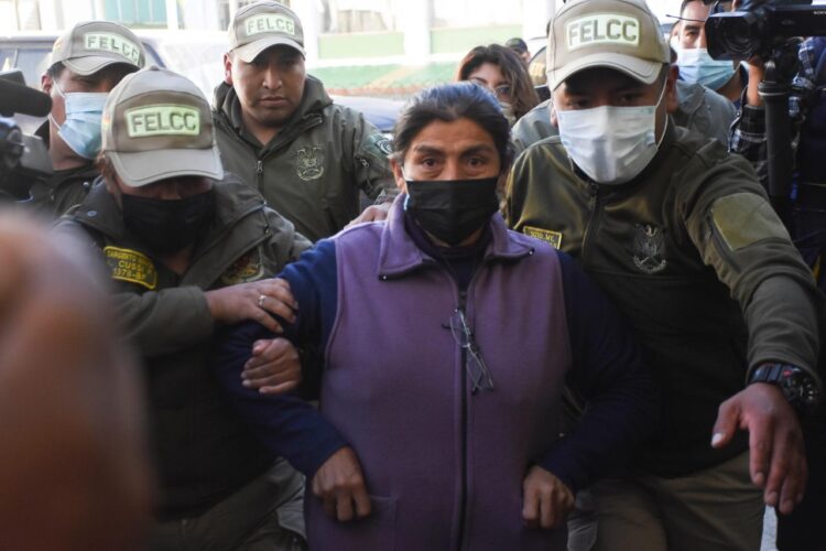 Dirigente cocalera del bloque de Machicado se defenderá en libertad