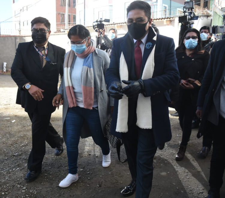 Ante la FELCV, Copa ratifica su denuncia contra el viceministro Torrico por llamarla ‘loca’