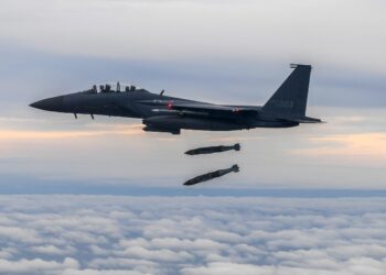Corea del Sur y EEUU disparan misiles al mar de Japón después del ensayo norcoreano