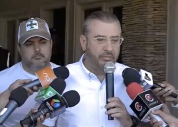 Rómulo Calvo habló del Censo con los periodistas.