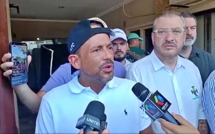 Luis Fernando Camacho y Rómulo Calvo, este martes.